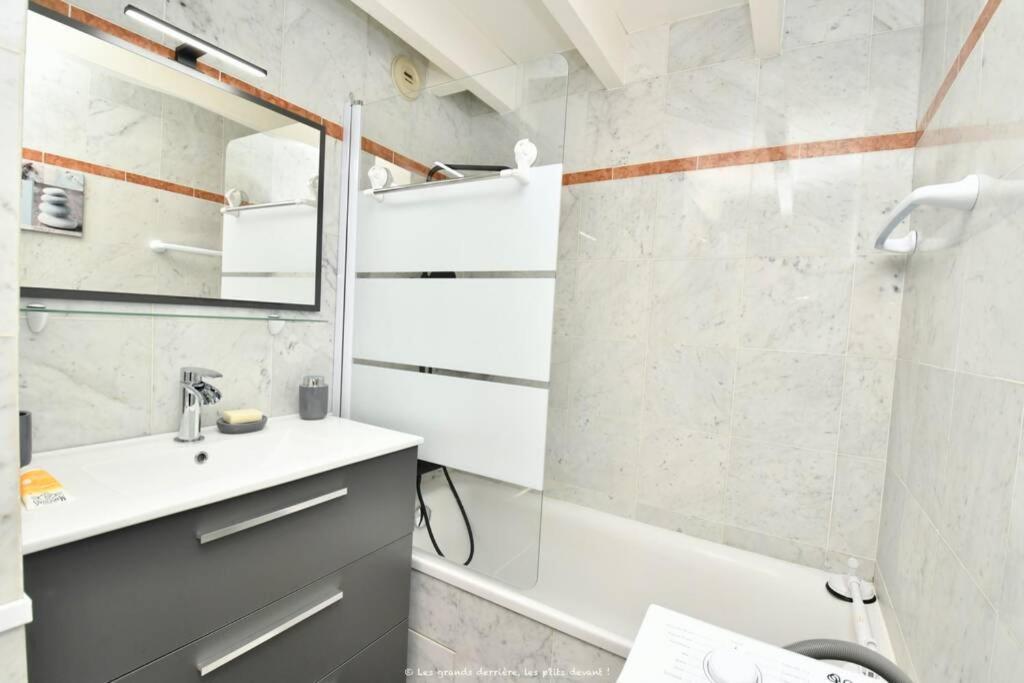 La Mezzanine Apt 5 Pers Classe 3 Etoiles, Royan- Centre 300 M Plage Foncillon 외부 사진